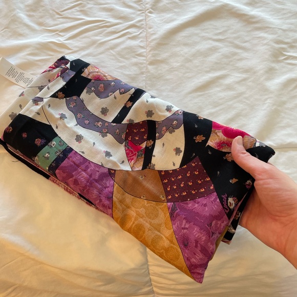 NWOT Coach x Kaffe Scarf - Picture 4 of 4